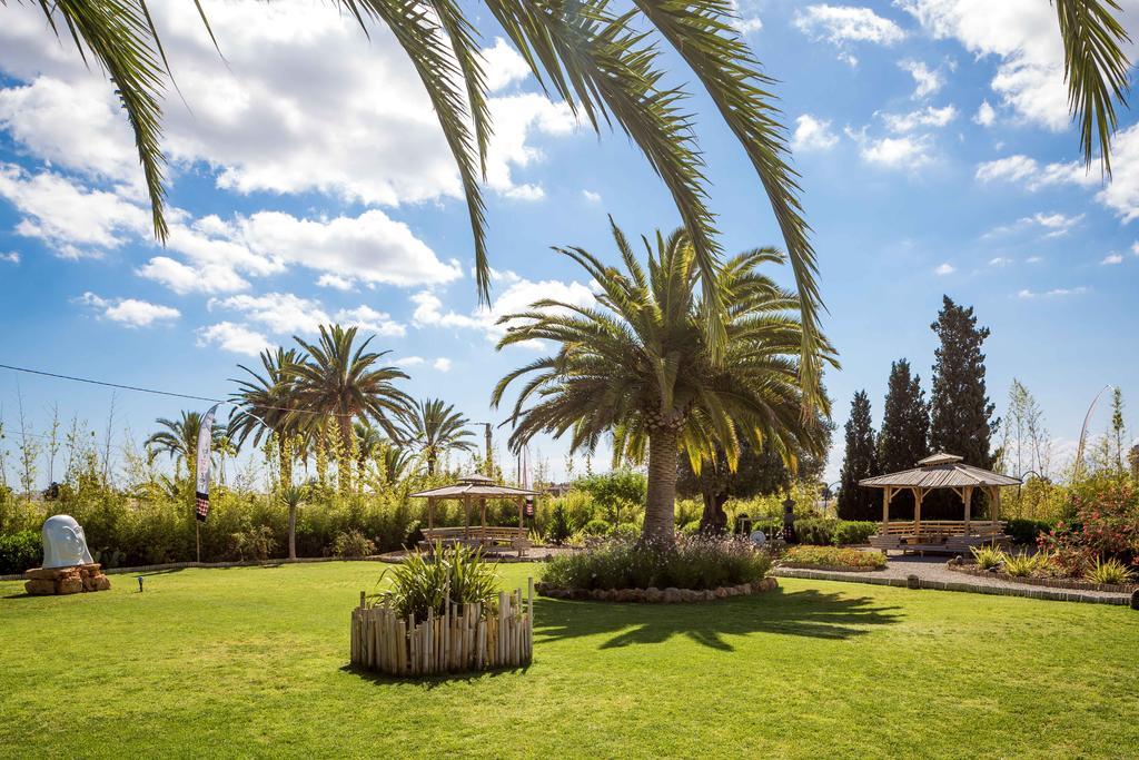 Ibizazen Hotel Santa Eulária des Riu Exterior foto